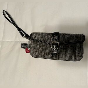 Coach Black/White Wool Herringbone Buckle Wristlet Clutch ~ 5878